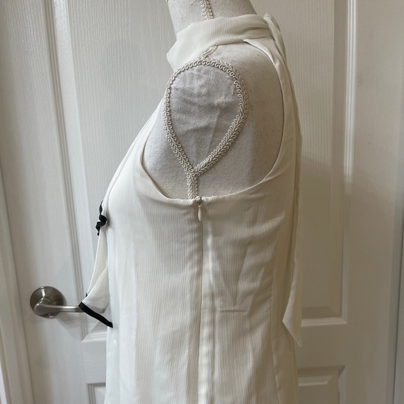 Off White Dressy Top - Picture 7 of 8